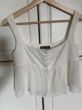 SHEIN White Pleated-Hem Corset Closure Square Neck Crop Top